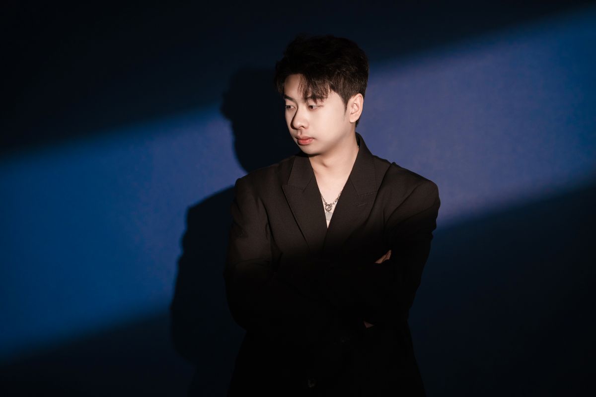 侯春博（初晨）工作照